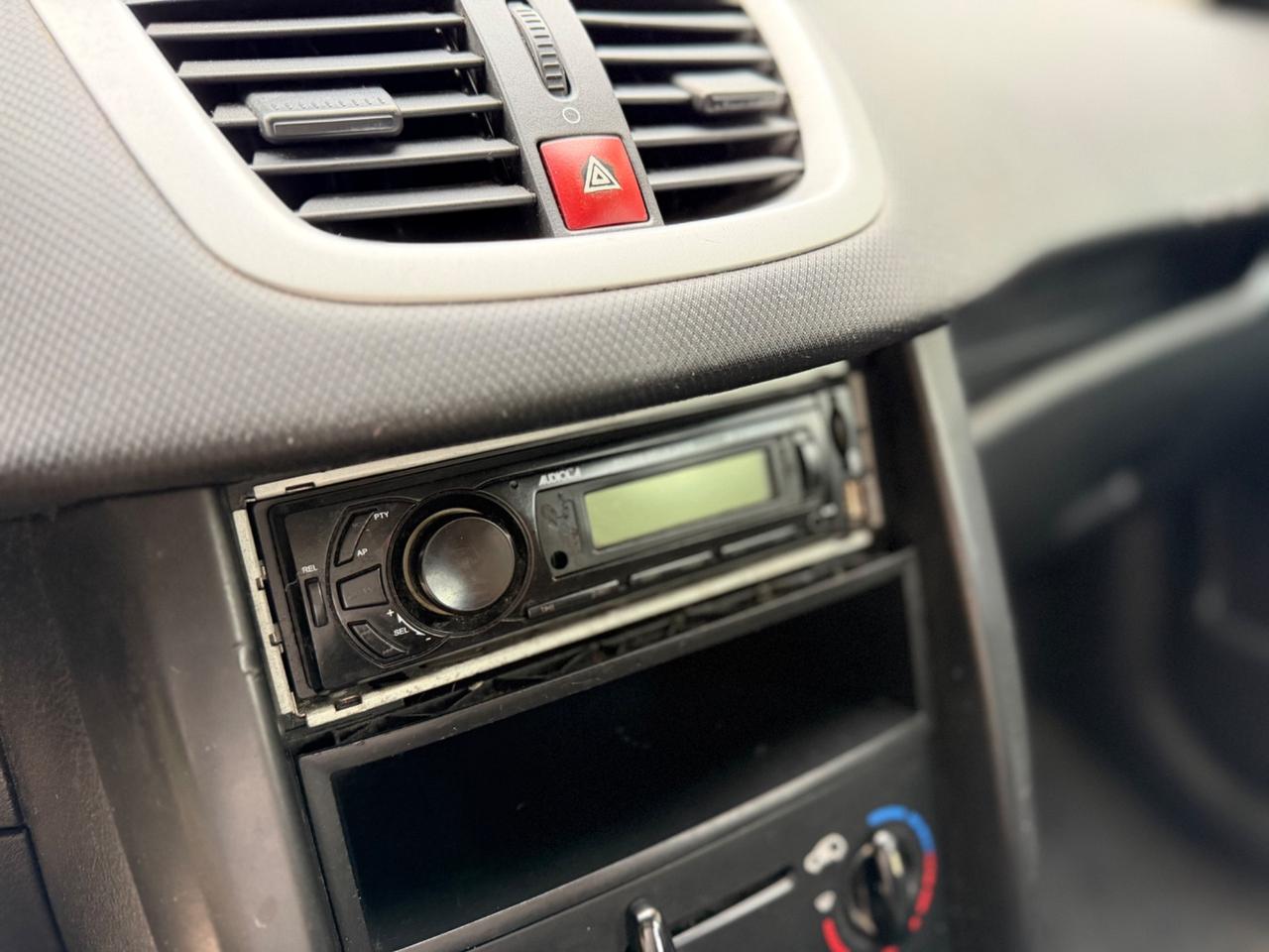 Peugeot 207 1.4 8V 75CV 5p. Energie Sport ECO GPL