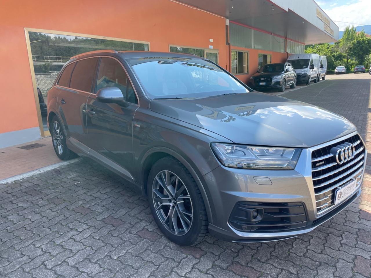 Audi Q7 3.0 TDI 272 CV quattro tip. Sport Tetto S line 7P.