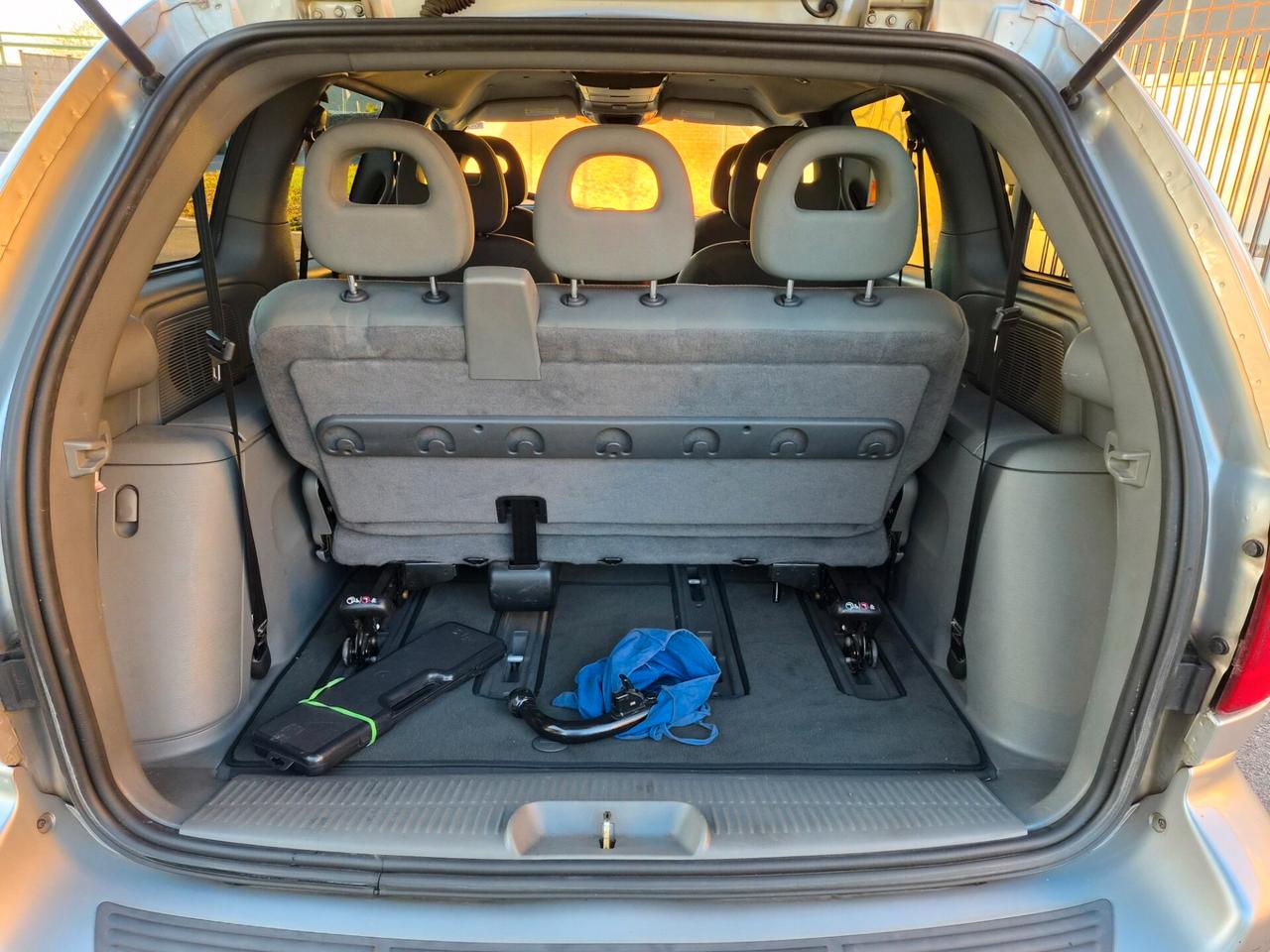 Chrysler Voyager 2.8 CRD gancio traino