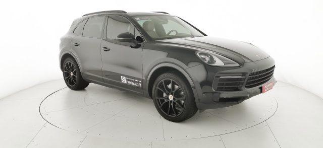 PORSCHE Cayenne 3.0 V6