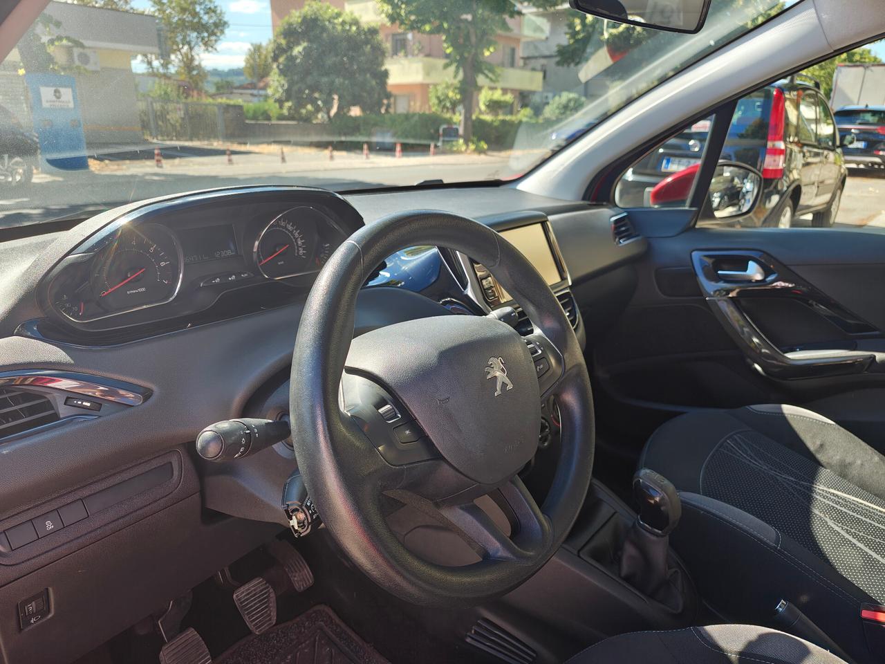Peugeot 208 1.2 VTi 82 CV 5 porte Active