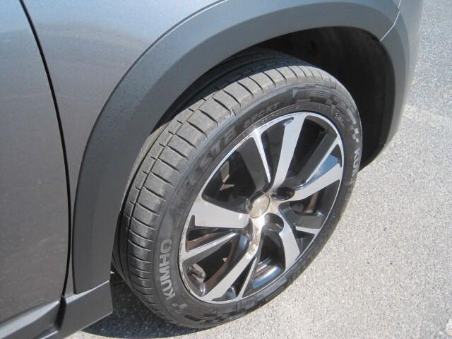Peugeot 2008 BlueHDi 100 Allure