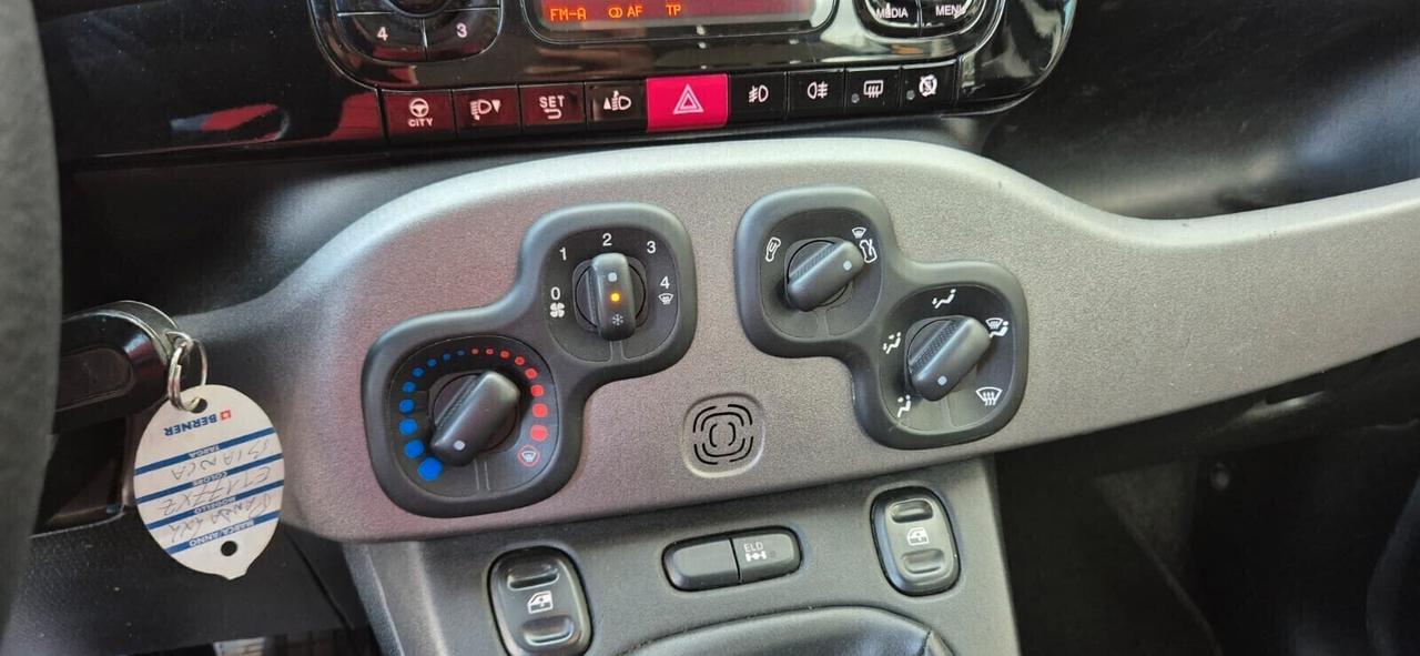 Fiat Panda 4x4 1.3 MJT 75cv - 2014 - Iva detraibile