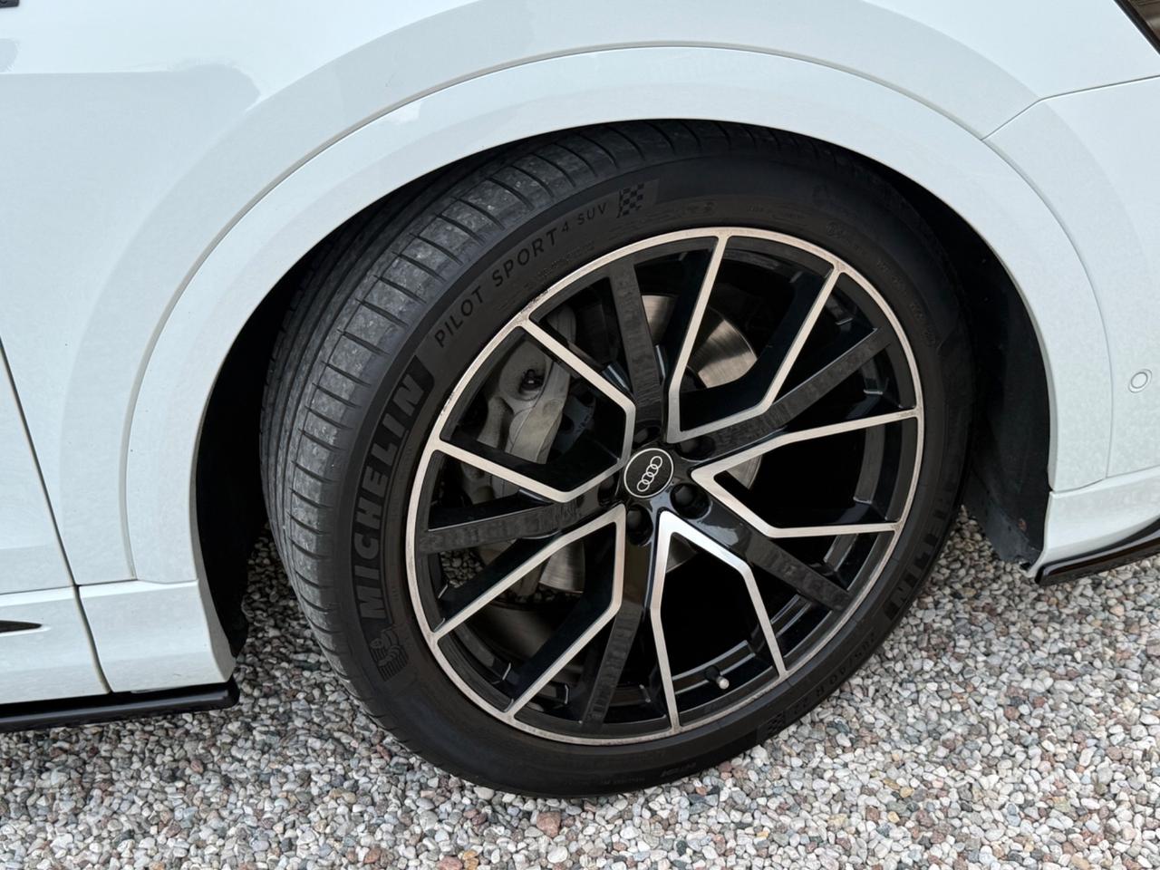 Audi Q8 50 TDI 286 CV quattro tiptronic Sport