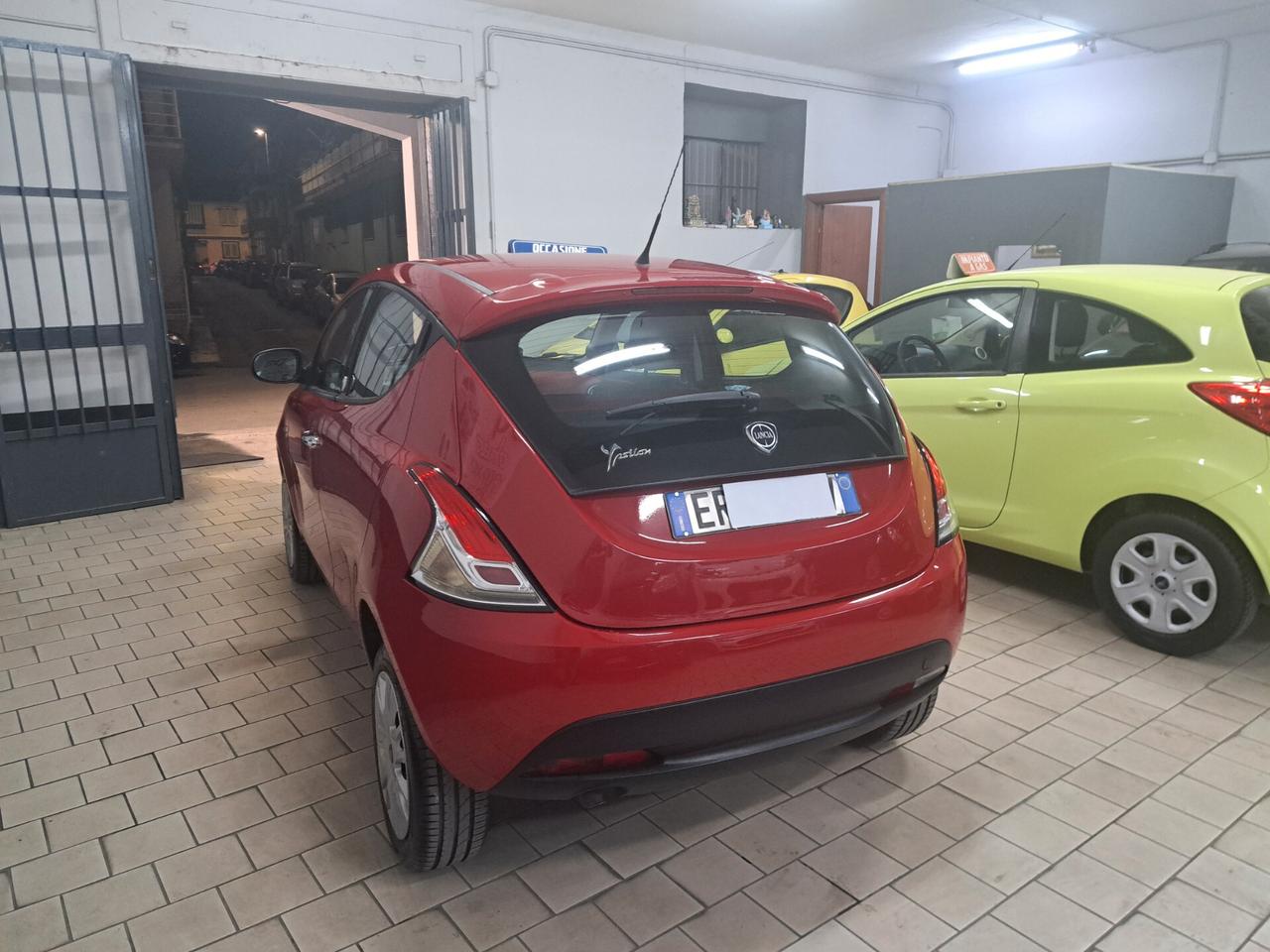 Lancia Ypsilon 0.9 TwinAir 85 CV Metano Ecochic 20