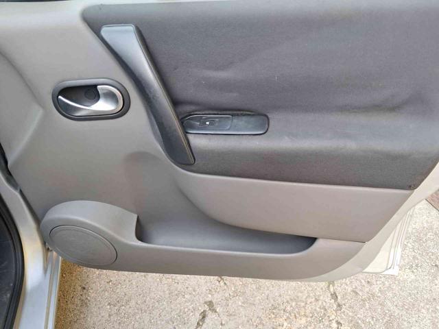RENAULT Scenic 1.6 16V GPL Pack ok neopatentati