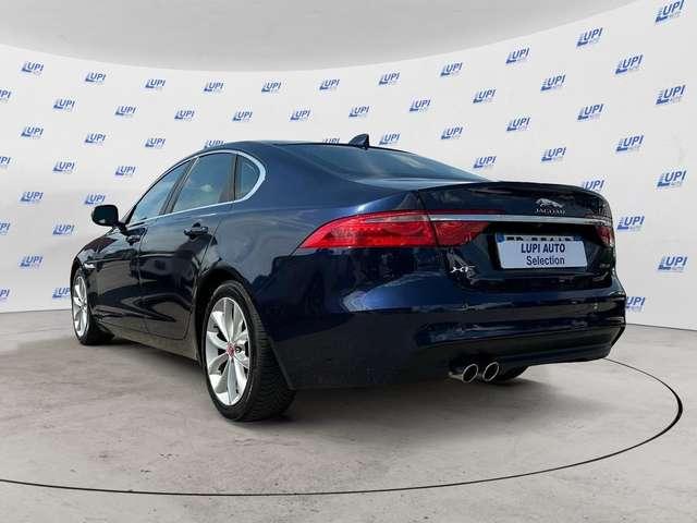 Jaguar XF 2.0d Prestige 180cv auto