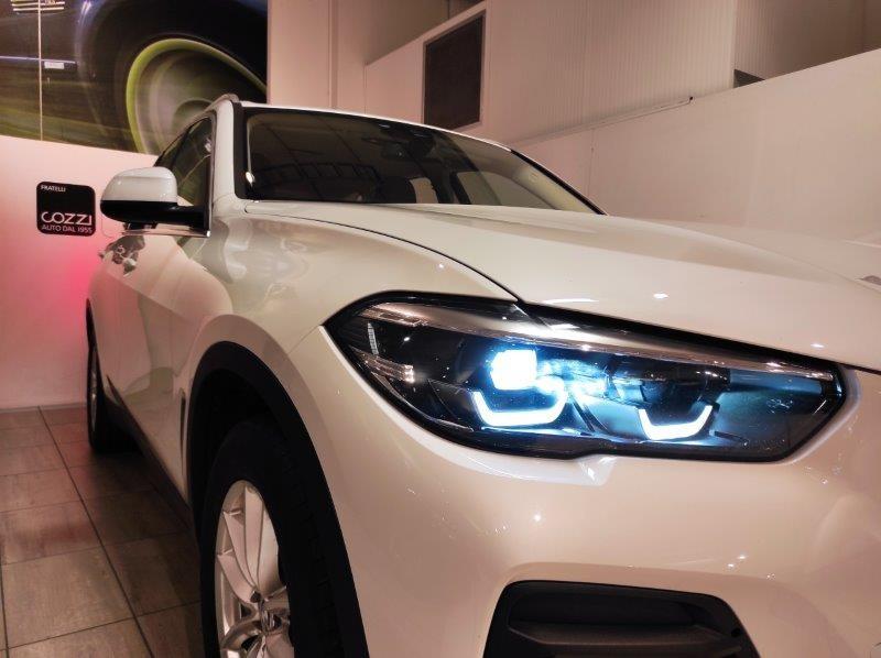 BMW X5 (G05/F95) - X5 xDrive30d 48V Business