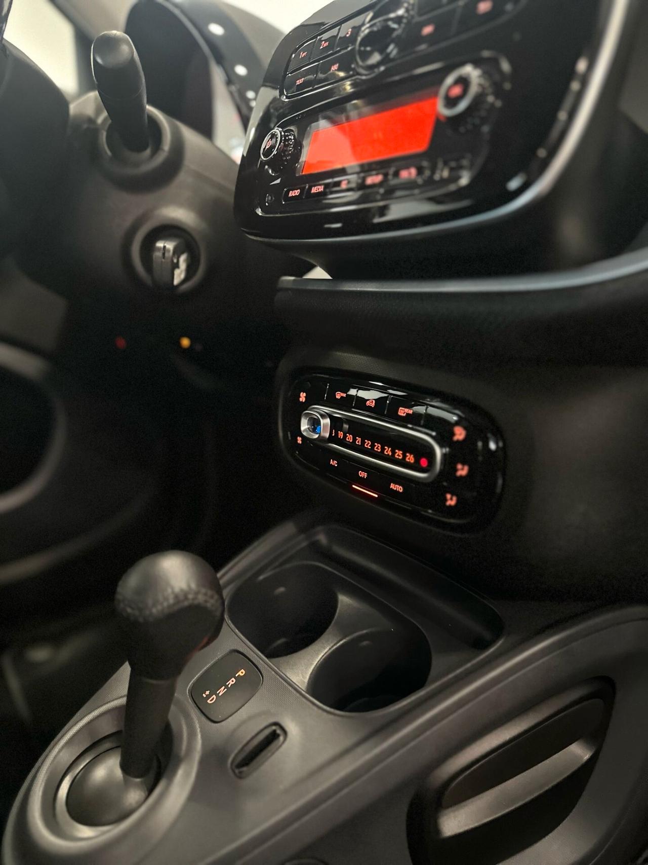 Smart ForTwo 1.0 twinamic Passion 15.000 KM