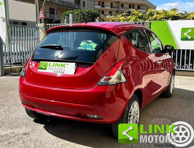 LANCIA Ypsilon 1.2 69 CV 5 porte Platinum