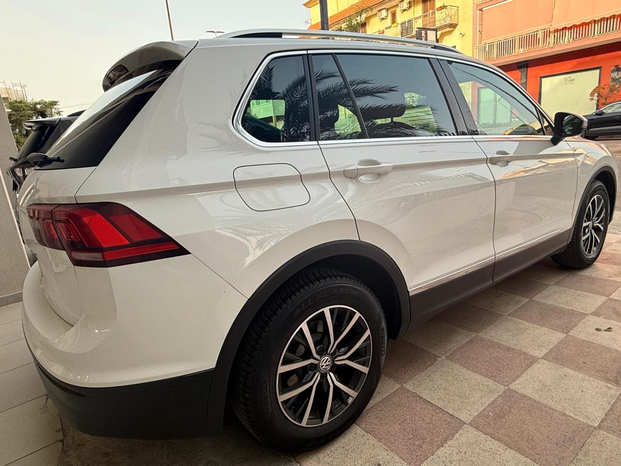 Volkswagen Tiguan 1.6 TDI SCR Business BlueMotion Technology