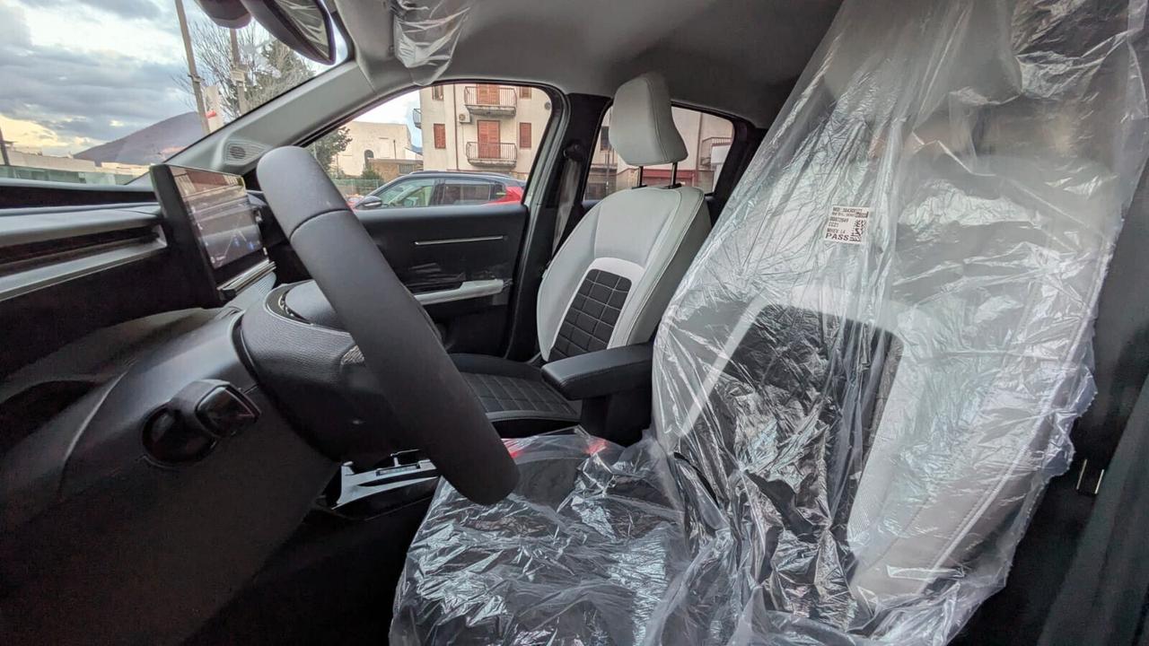 Citroen C3 110 HYBRID MAX KM0