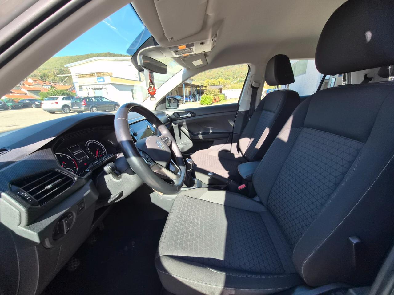 Volkswagen T-Cross style