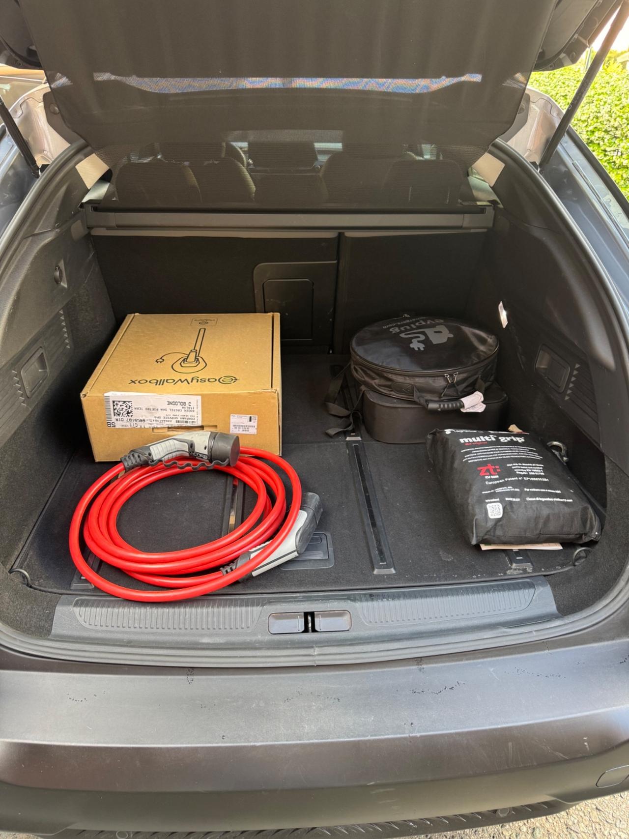 Citroen C5 X Hybrid 225 e-EAT8 Plus