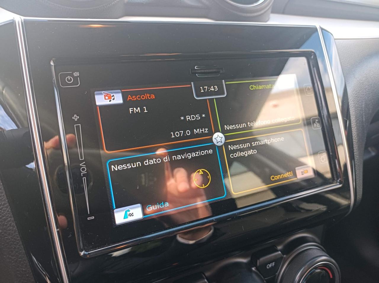 Suzuki Swift 1.2 Hybrid Top