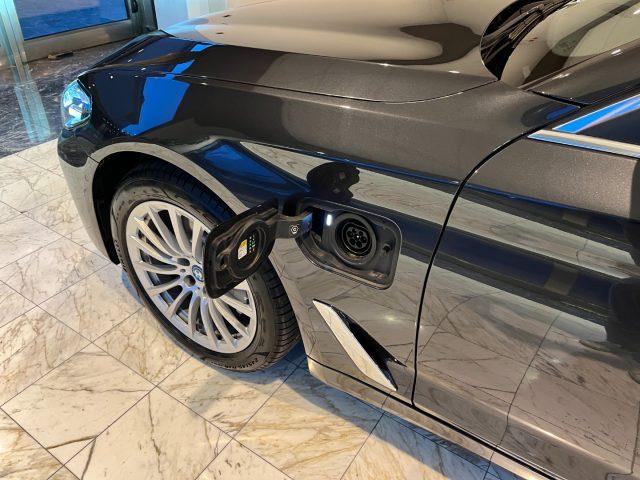 BMW 530 e xDrive Touring Business Plug-In