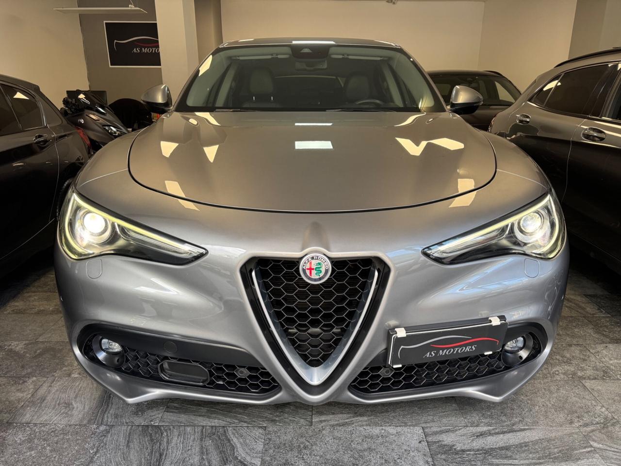 Alfa Romeo Stelvio 2.2 Q4 210 CV Gancio Traino