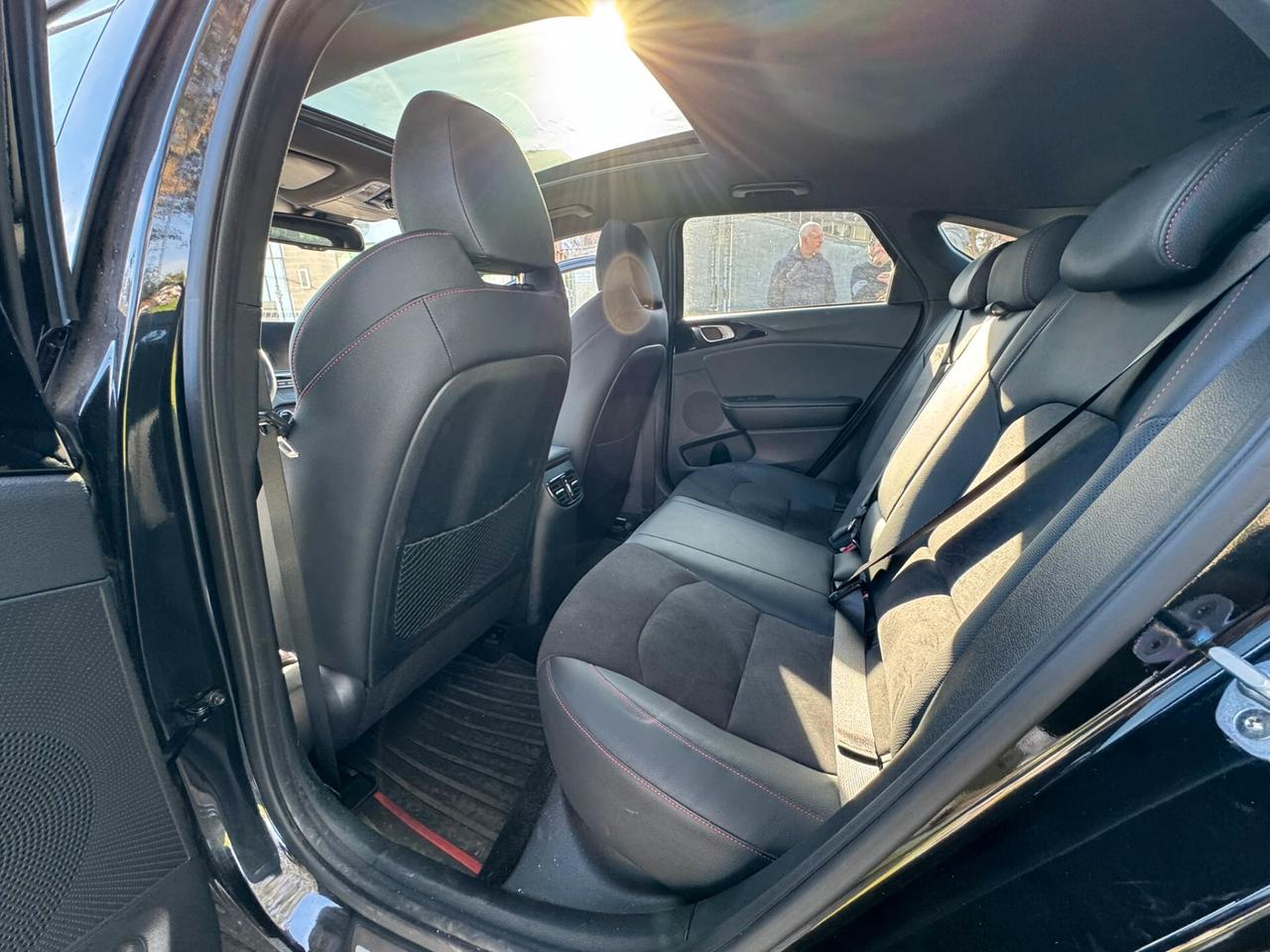 Kia ProCeed 1.6 T-GDI DCT GT