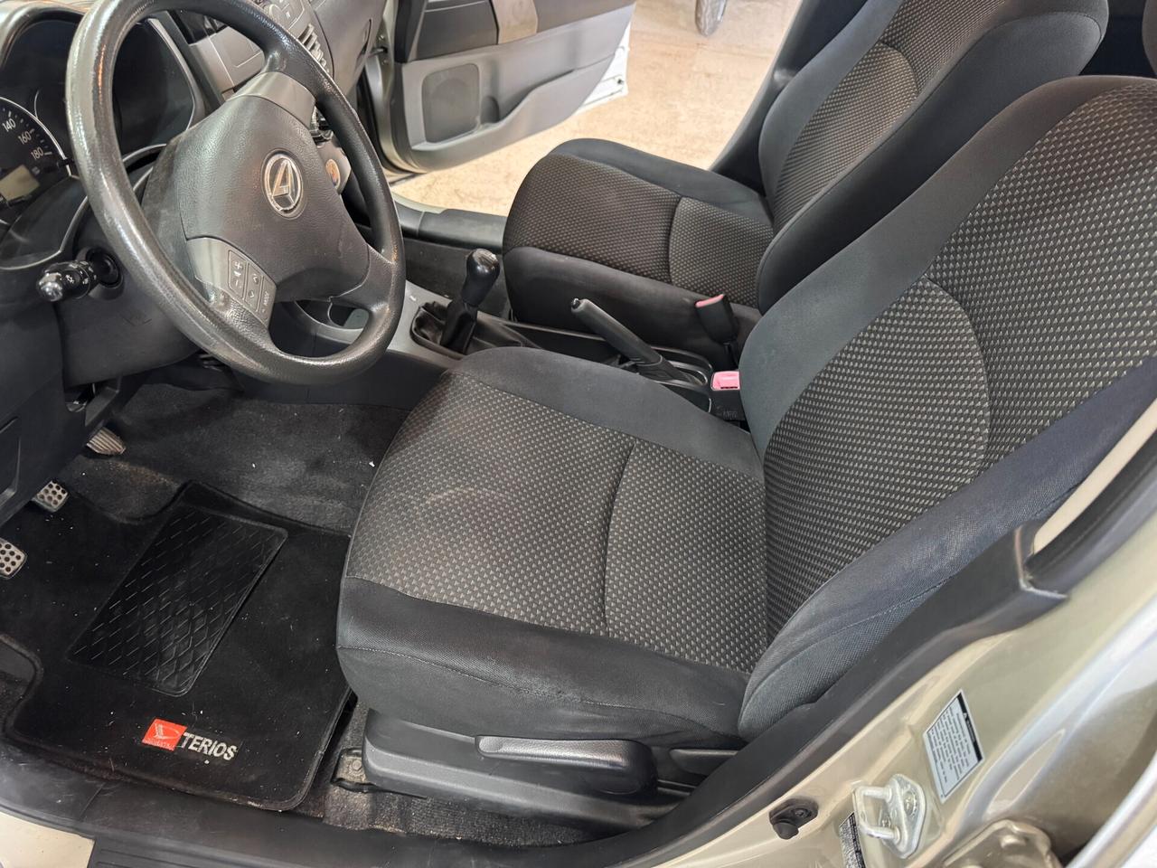 Daihatsu Terios 1.3 cc. GPL 4x4 86 cv. OK NEOPATENTATI