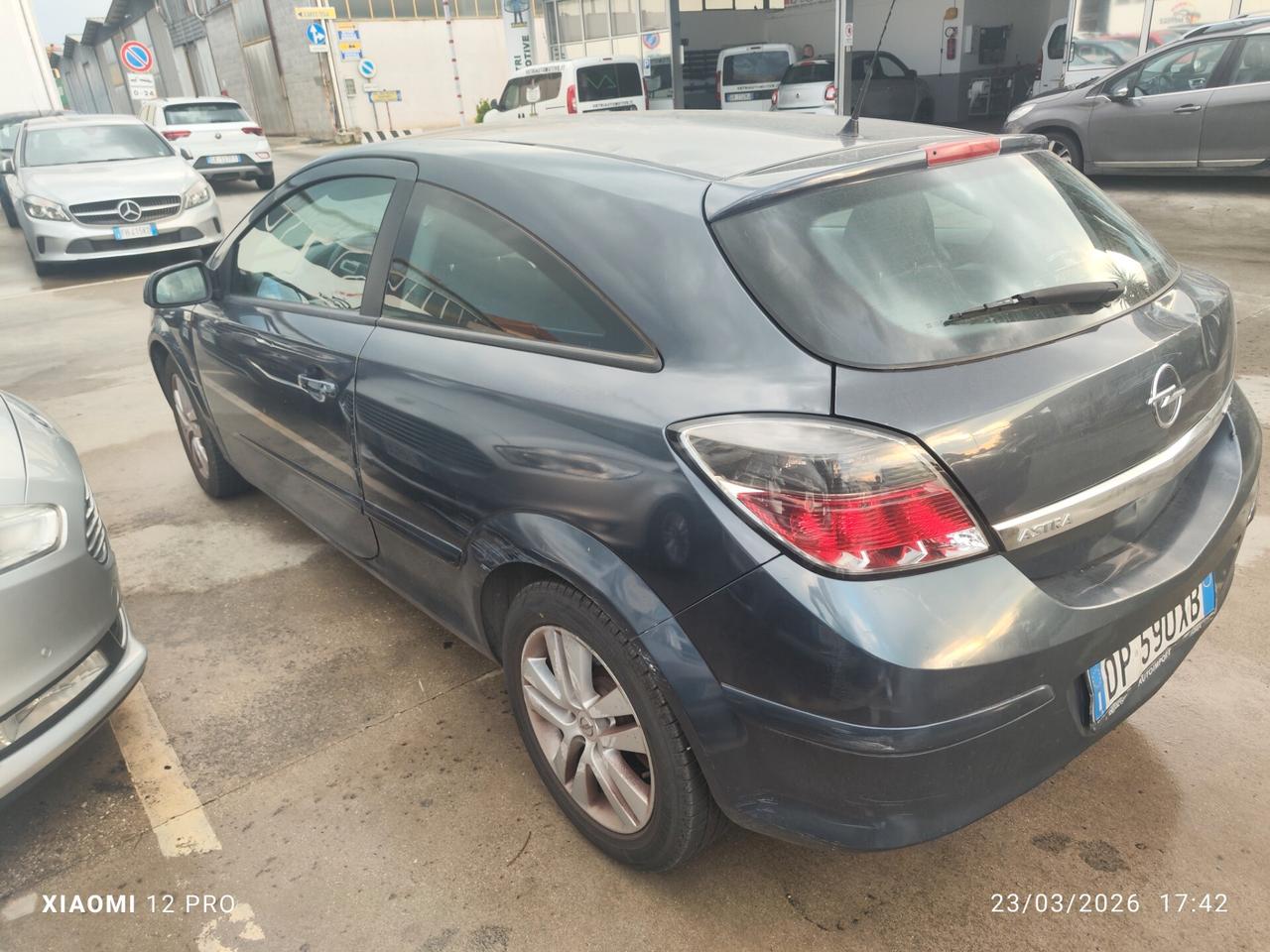 Opel Astra GTC 1.3 CDTI 3 porte Enjoy