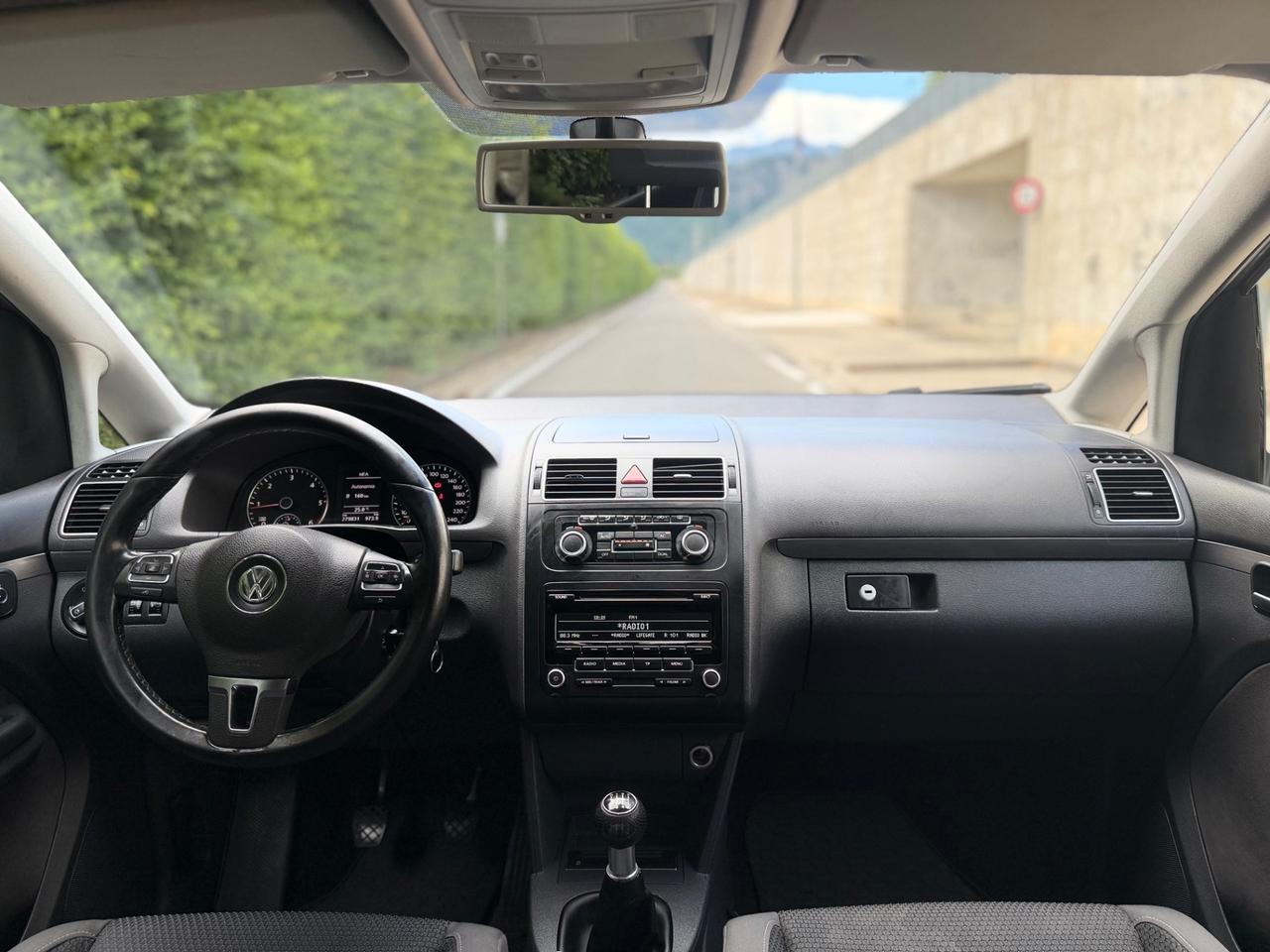 Volkswagen Touran 1.6 TDI 105cv 7 POSTI OK NEOPATENTATI