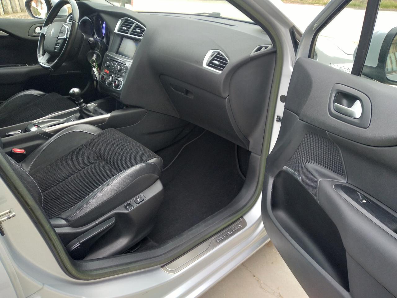 Citroen C4 1.6 e-HDi 115 airdream Exclusive