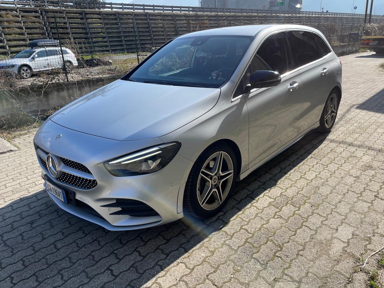 Mercedes-benz B 180d Premium Amg