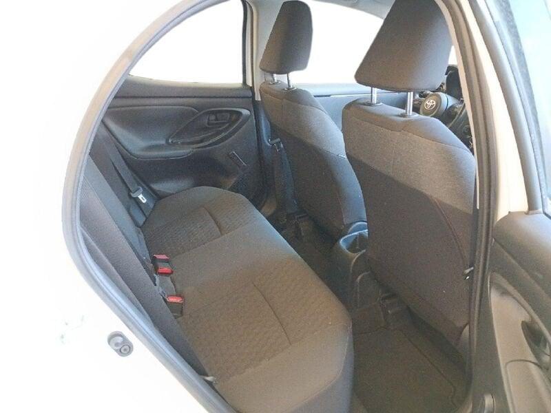 Toyota Yaris 1.0 5 porte Active