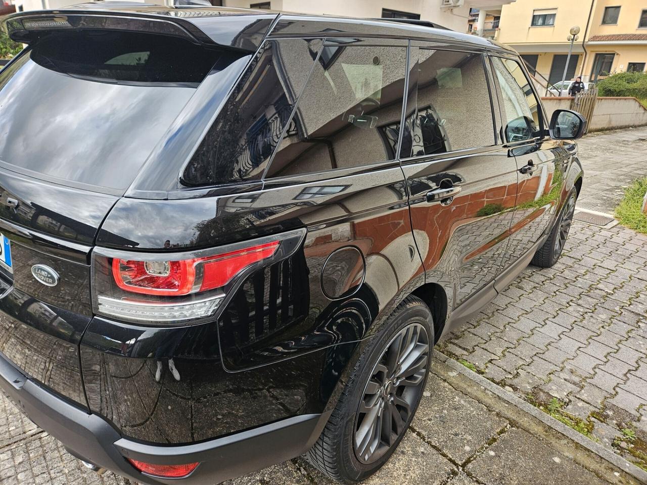 Land Rover Range Rover Sport 3.0 TDV6 HSE Dynamic