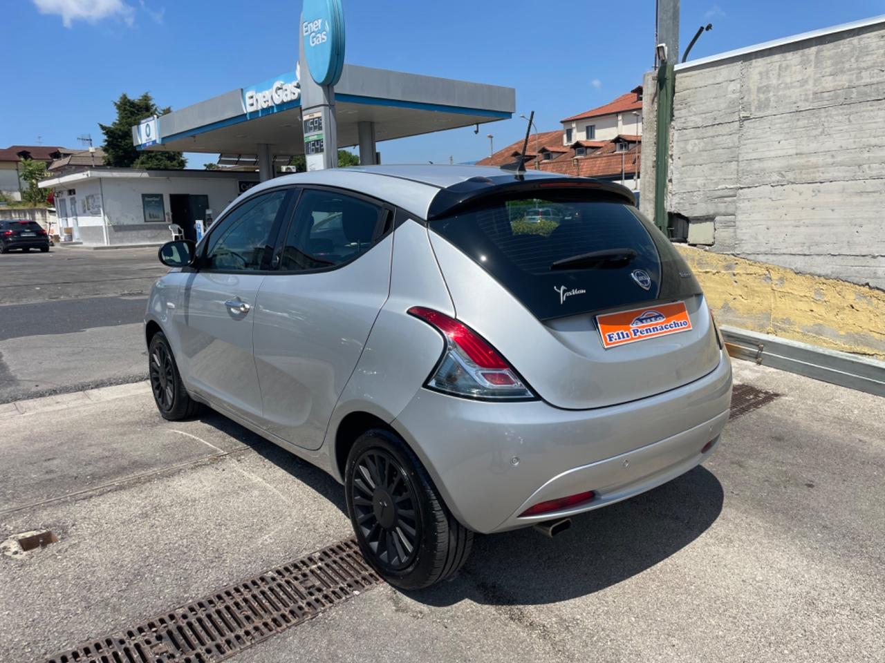 LANCIA YPSILON 1.0 HYBRID 70 (CV) 2021