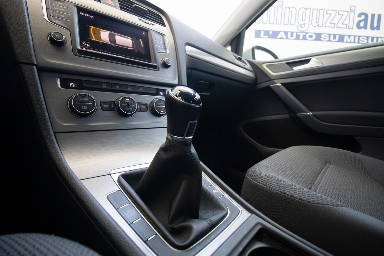 Volkswagen Golf Vii 5p 1.4 Tgi Comfortline 110cv