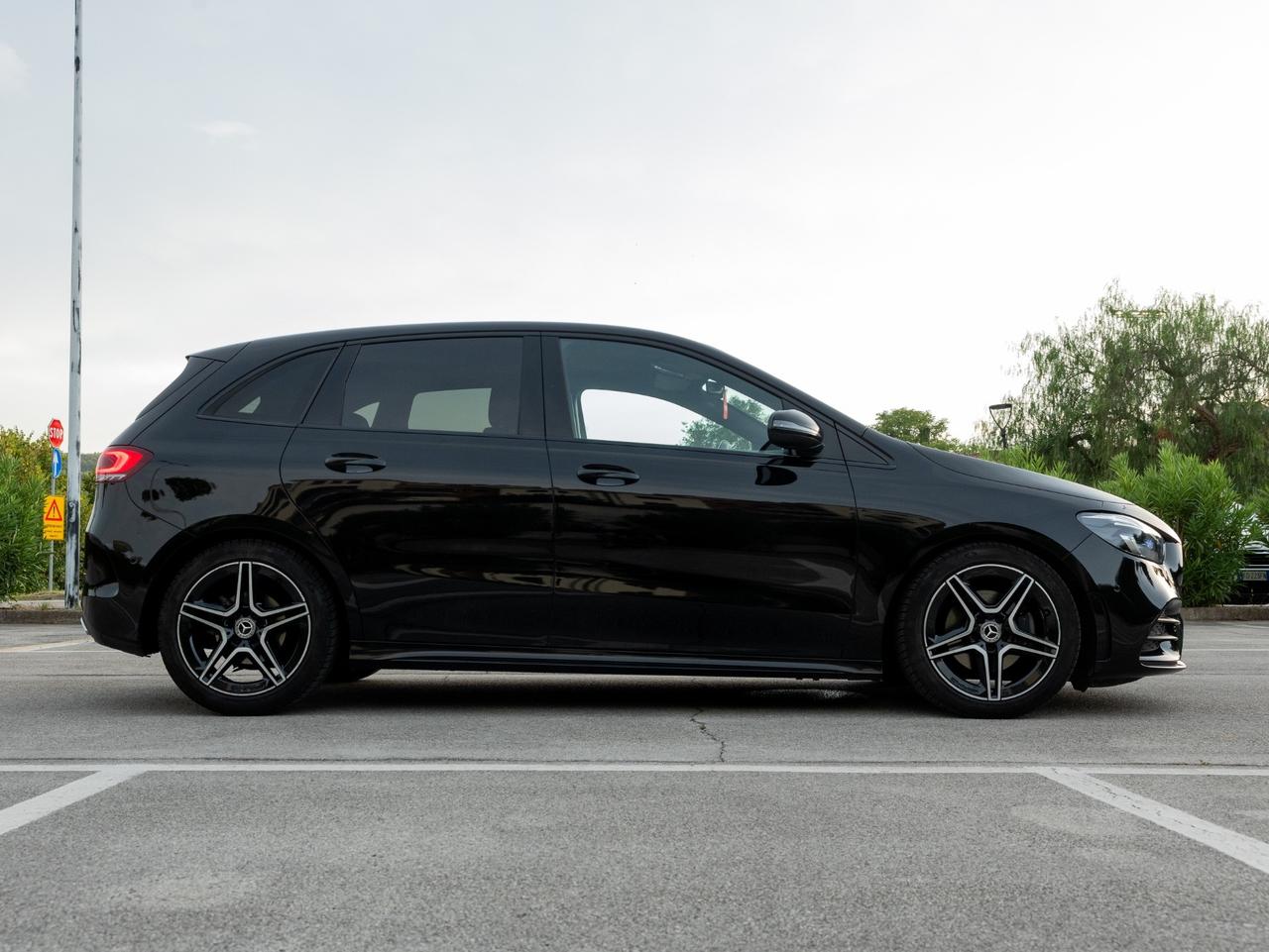 Mercedes-benz B 180 Classe - W247 2020 d Premium auto AMG Line Night Package