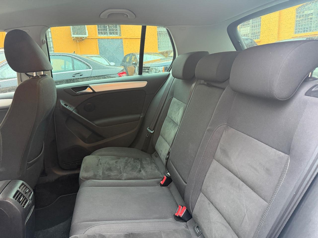 Volkswagen Golf 1.6 TDI DPF DSG 5p. Highline