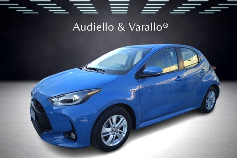 Toyota Yaris 1.5 Hybrid 5 porte Active + NAVIGATORE