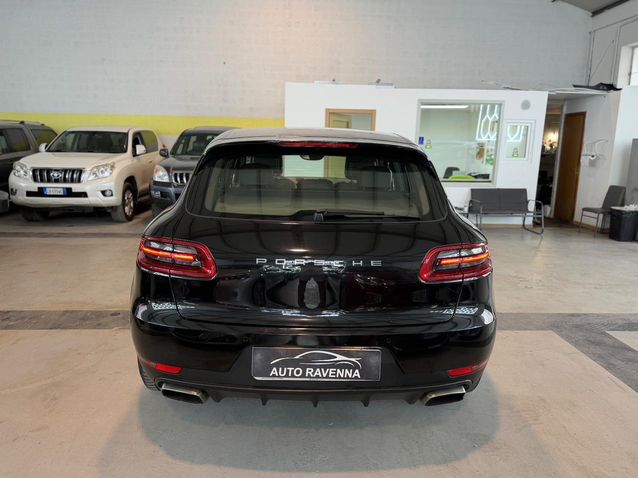 Porsche Macan 2.0 Benz 252CV Platnium 2017