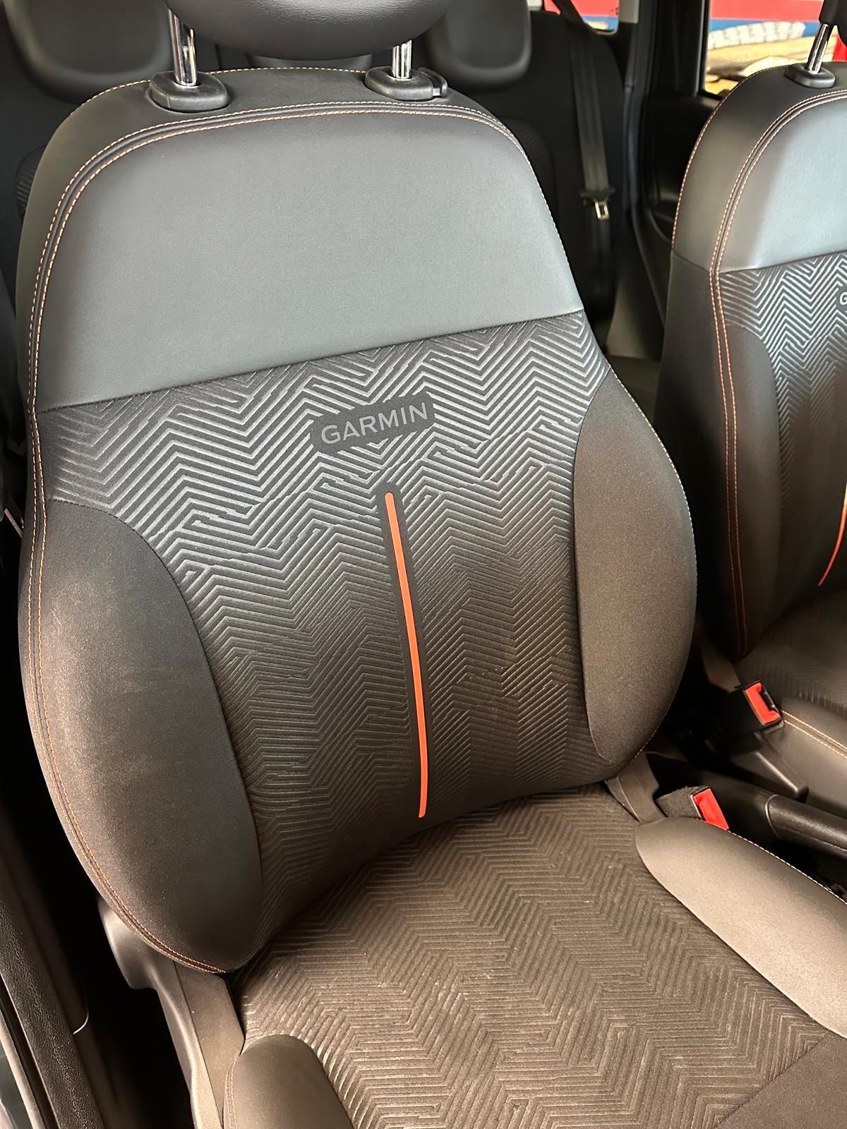 Fiat Panda 1.0 FireFly S&S Hybrid Garmin