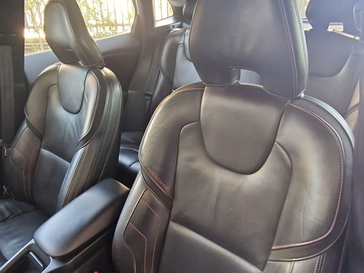 VOLVO V40 CROSS COUNTRY 2.0