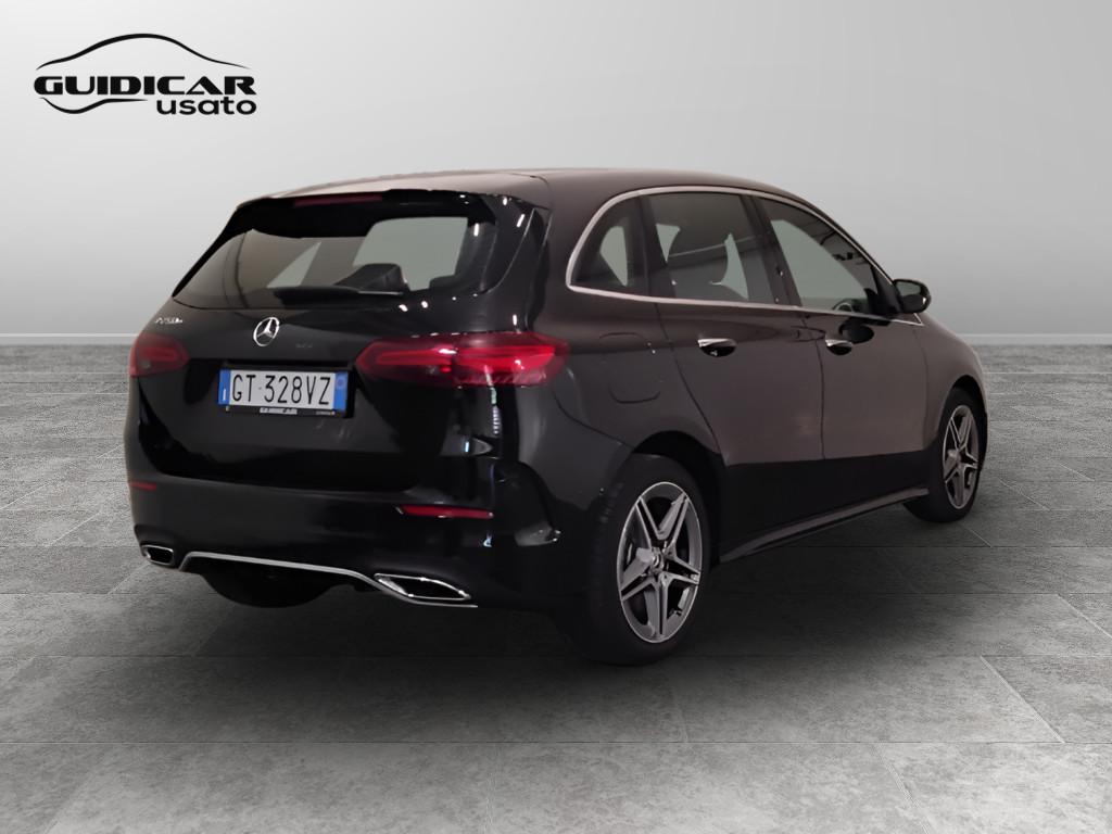 Mercedes-Benz Classe B - W247 2023 - B 250 e phev AMG Line Premium auto