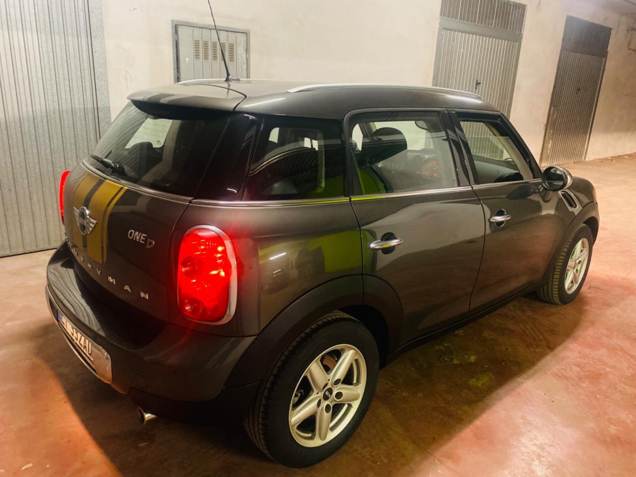 Mini Cooper Countryman 1.6 One D