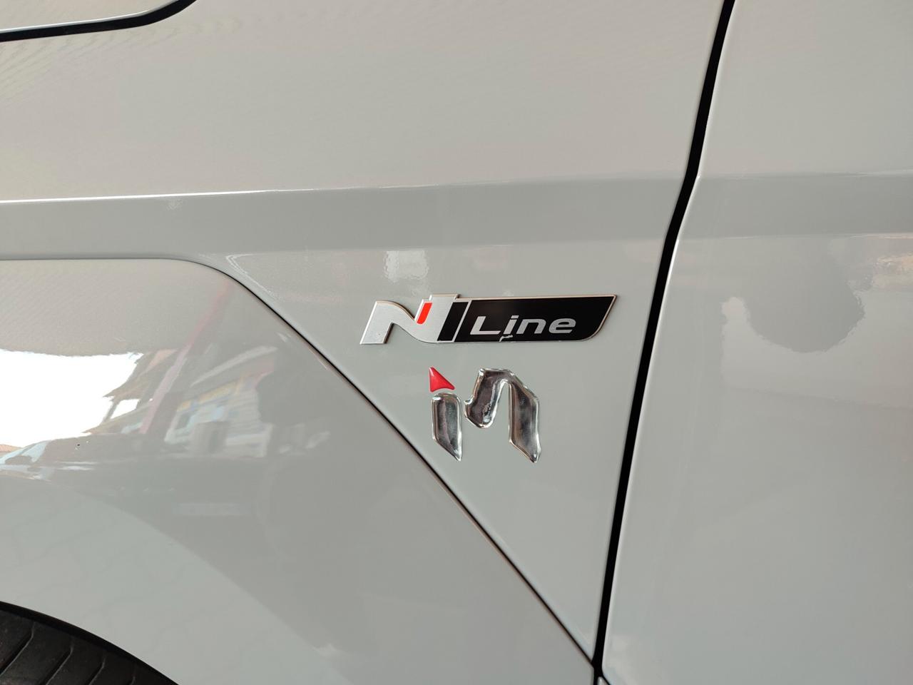 Hyundai Kona 1.0 N-Line Hybid 11/2023 solo 15.000km PROMO