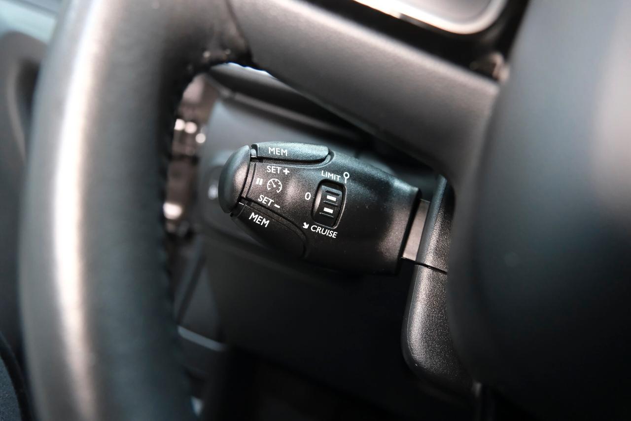 Citroen C3 1200 83cv SHINE Full LED