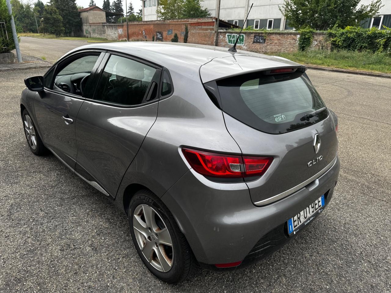 Renault Clio 1.2 75CV 5 porte Live Navi/Bluet/Cruise control