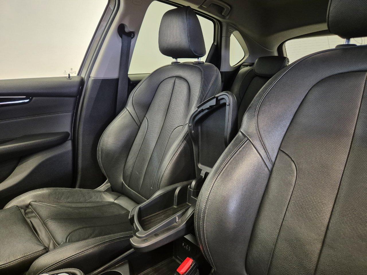 BMW 218 d Active Tourer Luxury auto - Sens. Park. - Cruise/Lim