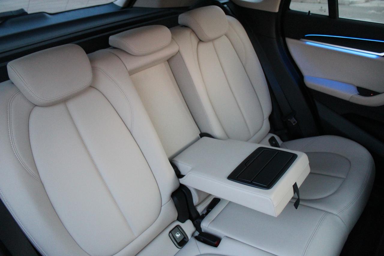 BMW X1 sDrive18d xLine *PELLE *LUCI AMBIENTE