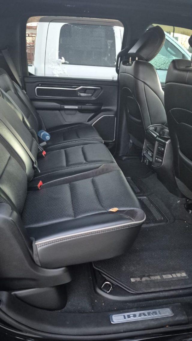 DODGE RAM 1500 5.7 V8 Crew Cab Sport Autocarro N1