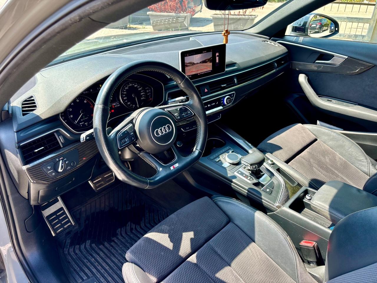 Audi A4 Avant 2.0 TFSI ultra S tronic Sline