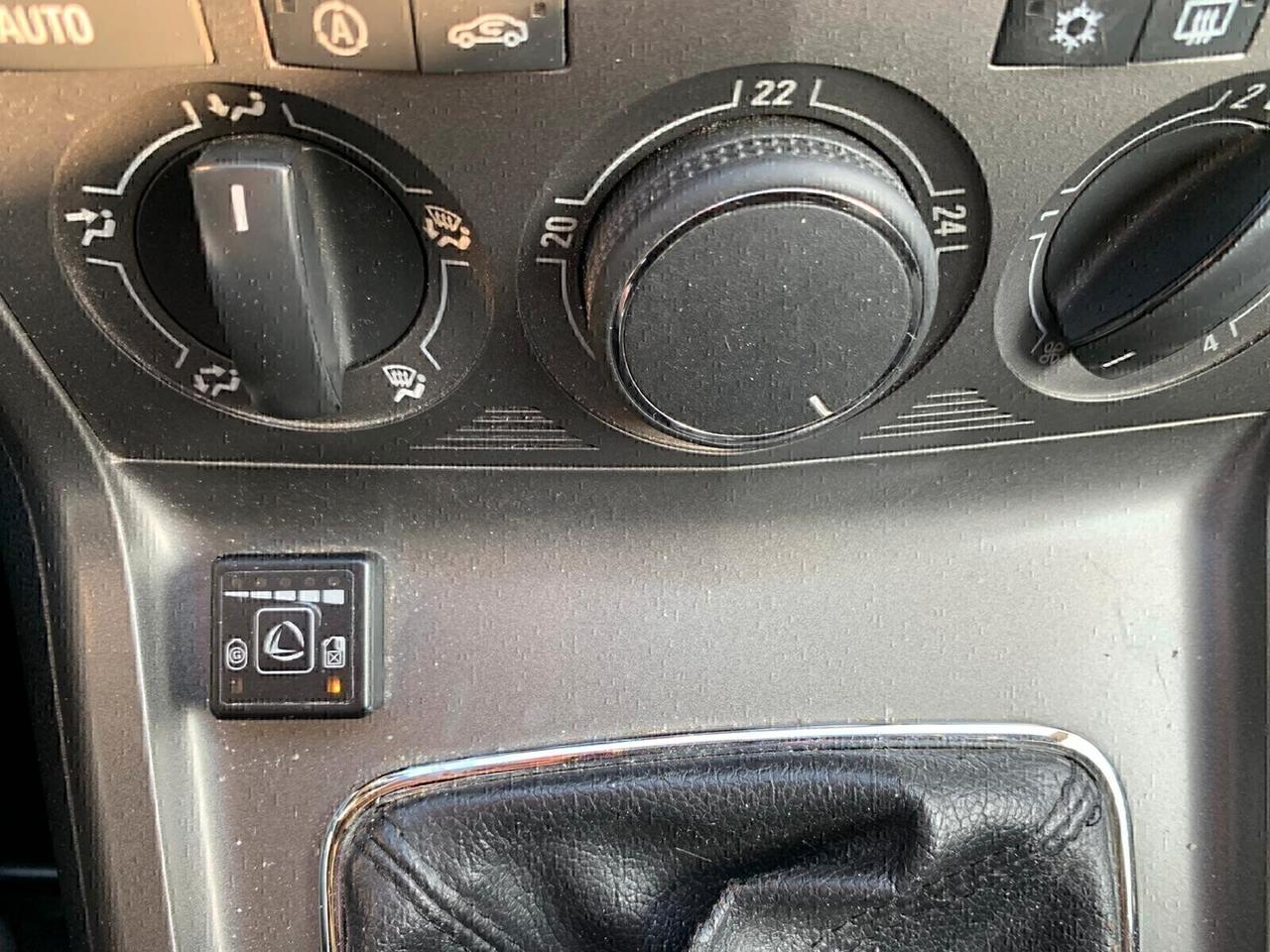 Opel Antara 2.4 BENZINA/ GPL 4X4