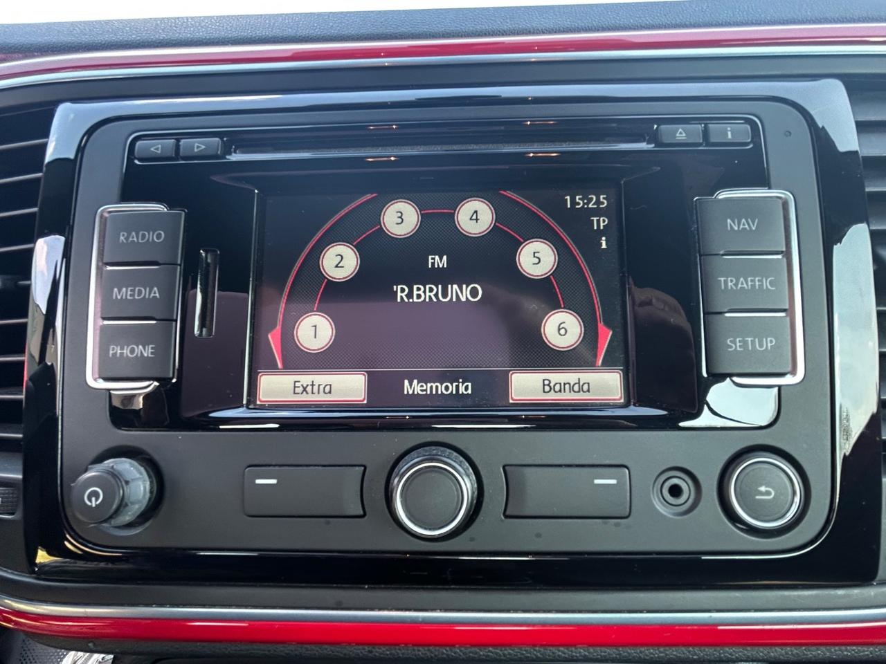 Volkswagen Maggiolino Cabriolet 1.6 TDI 105cv VINTAGE