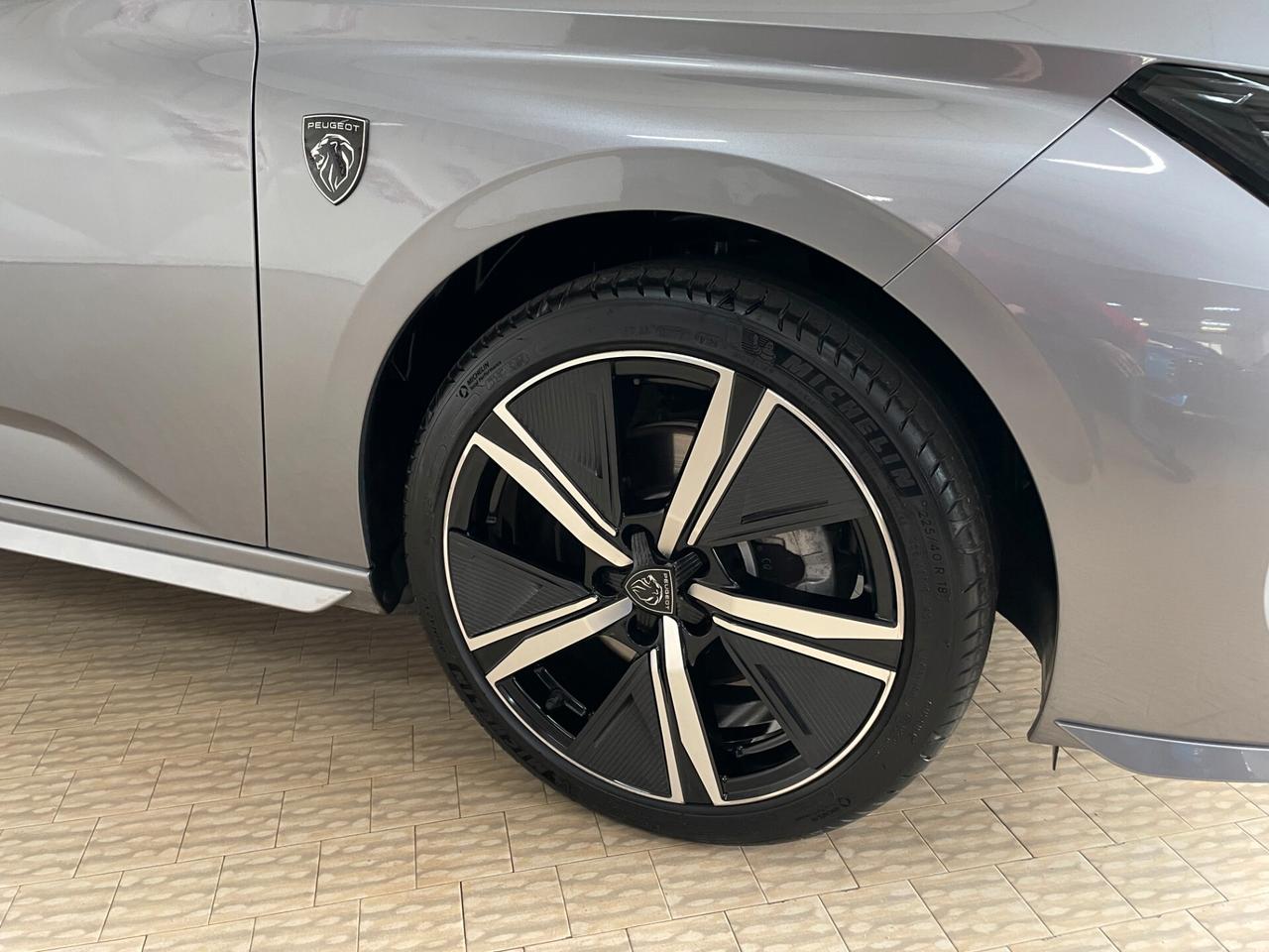 Peugeot 308 Hybrid 145 e-DCS6 SW GT 2025 Km 10400