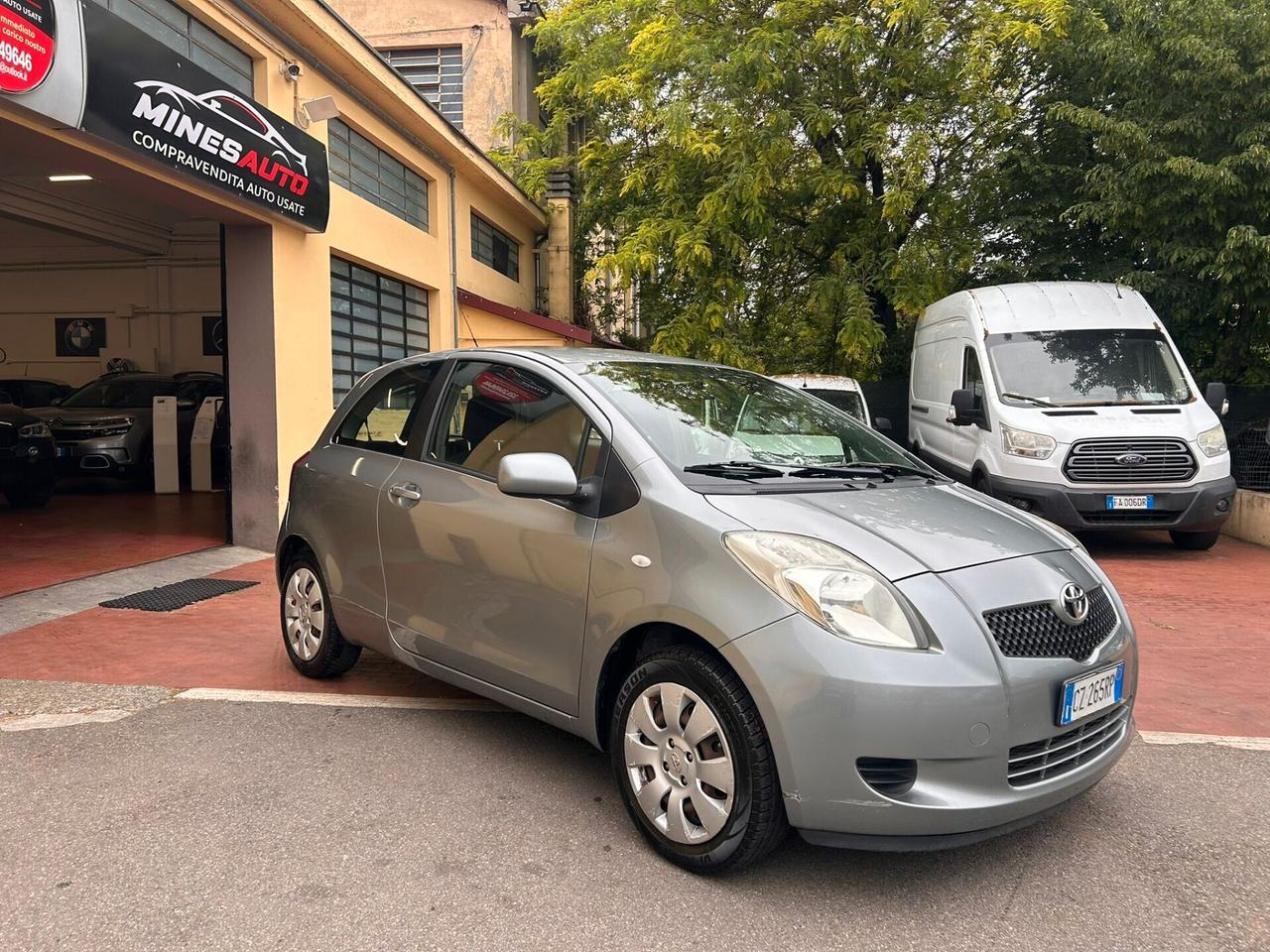 Toyota Yaris Anno 2006 1.0 Benzina 3 porte Sol